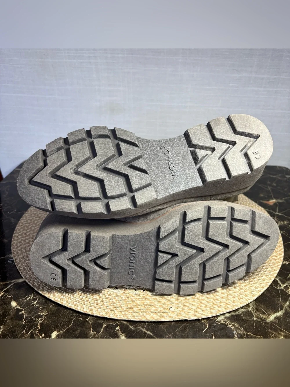 Vionic versatile women